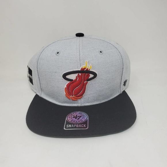 NBA 47 Brand Vintage Logo Snapback Cap - Miami Heat - Picture 1 of 5